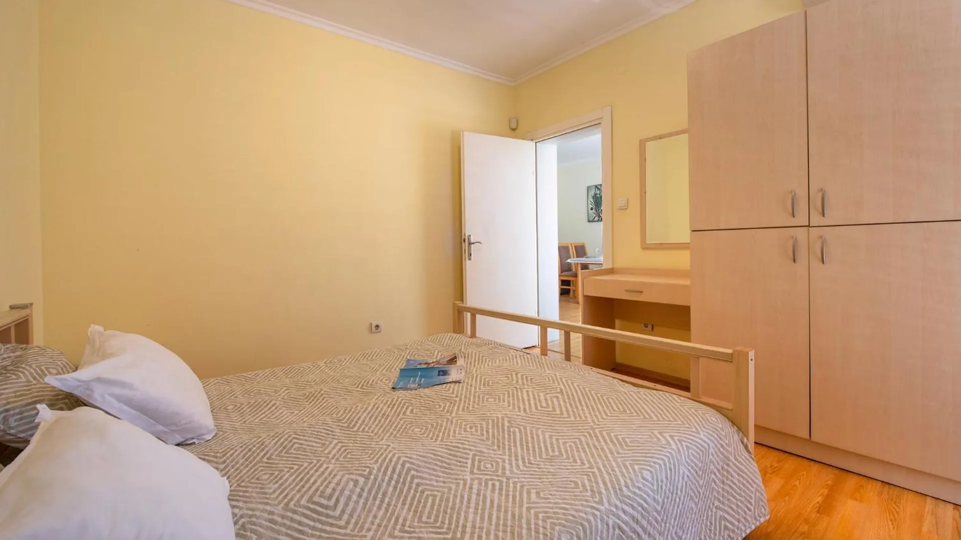 Sun City I Apartments Σάνι Μπιτς 2*,