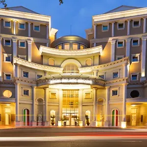 4* Szálloda Rome Palace Deluxe